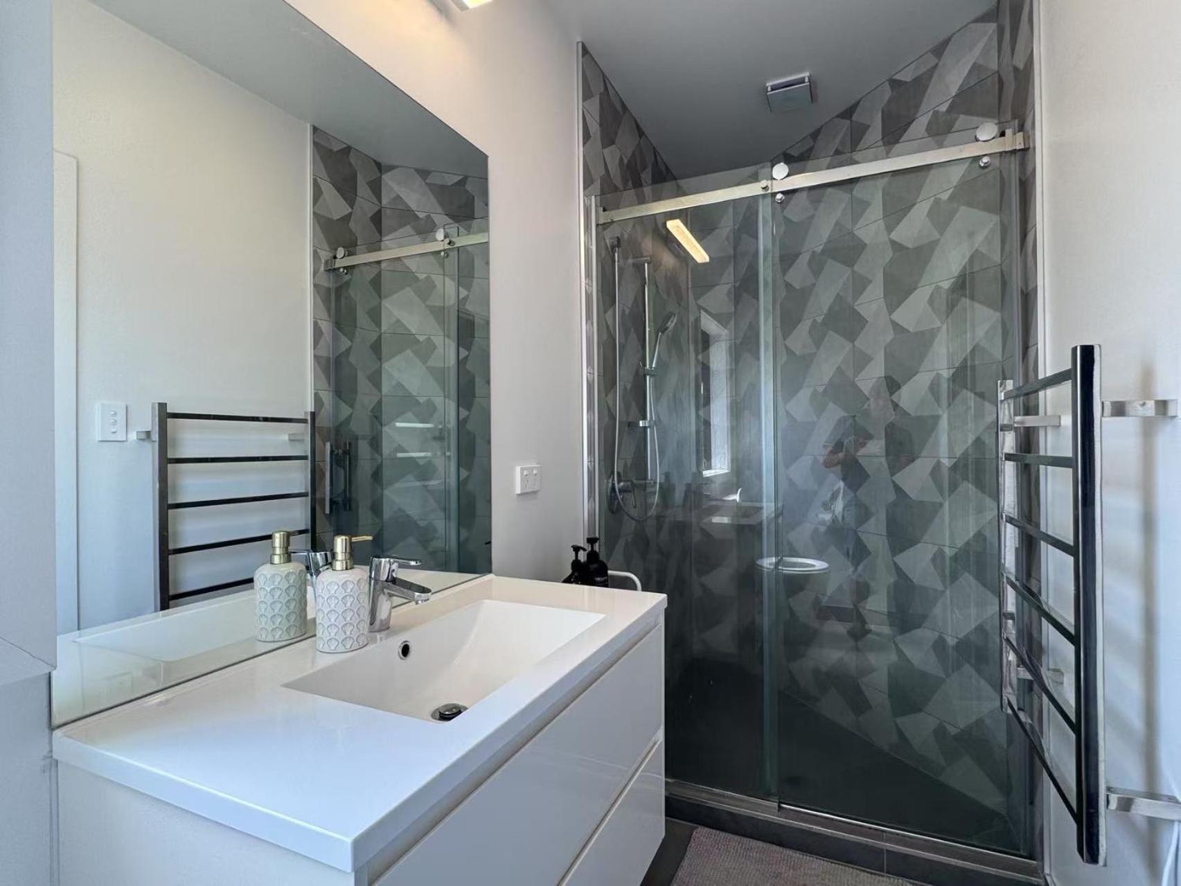 Modern Comfy 3 Bedrooms House In Chartwell 汉密尔顿 外观 照片